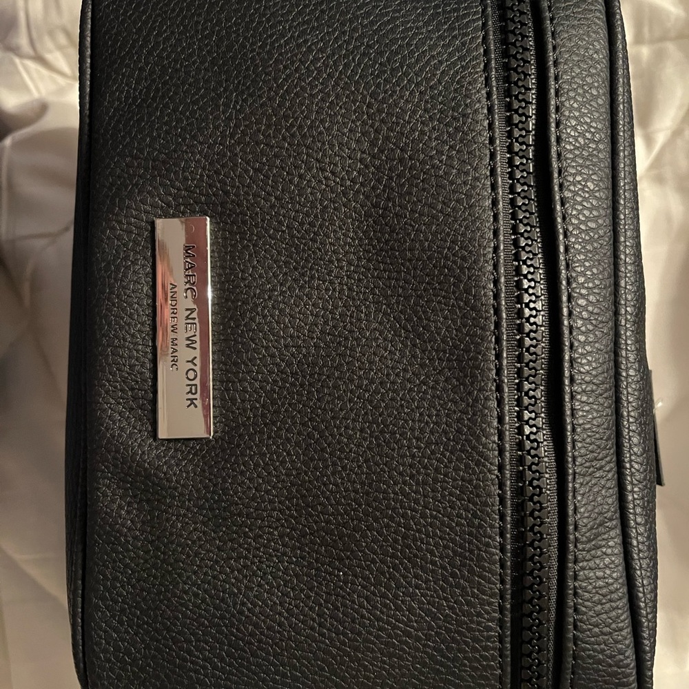 Marc New York Shave/Cosmetic Bag